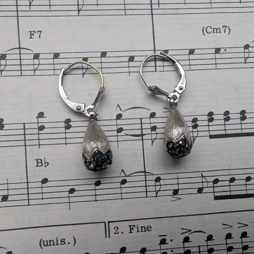 Vintage Avon Silver Drop Earrings